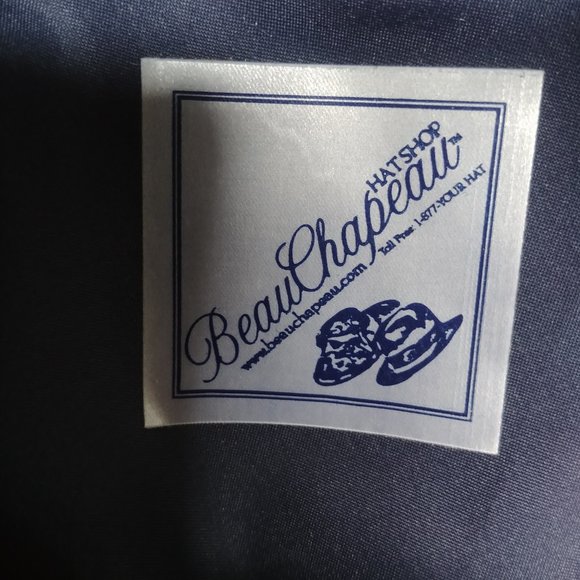 Blue suede and faux fur winter hat - Picture 10 of 12